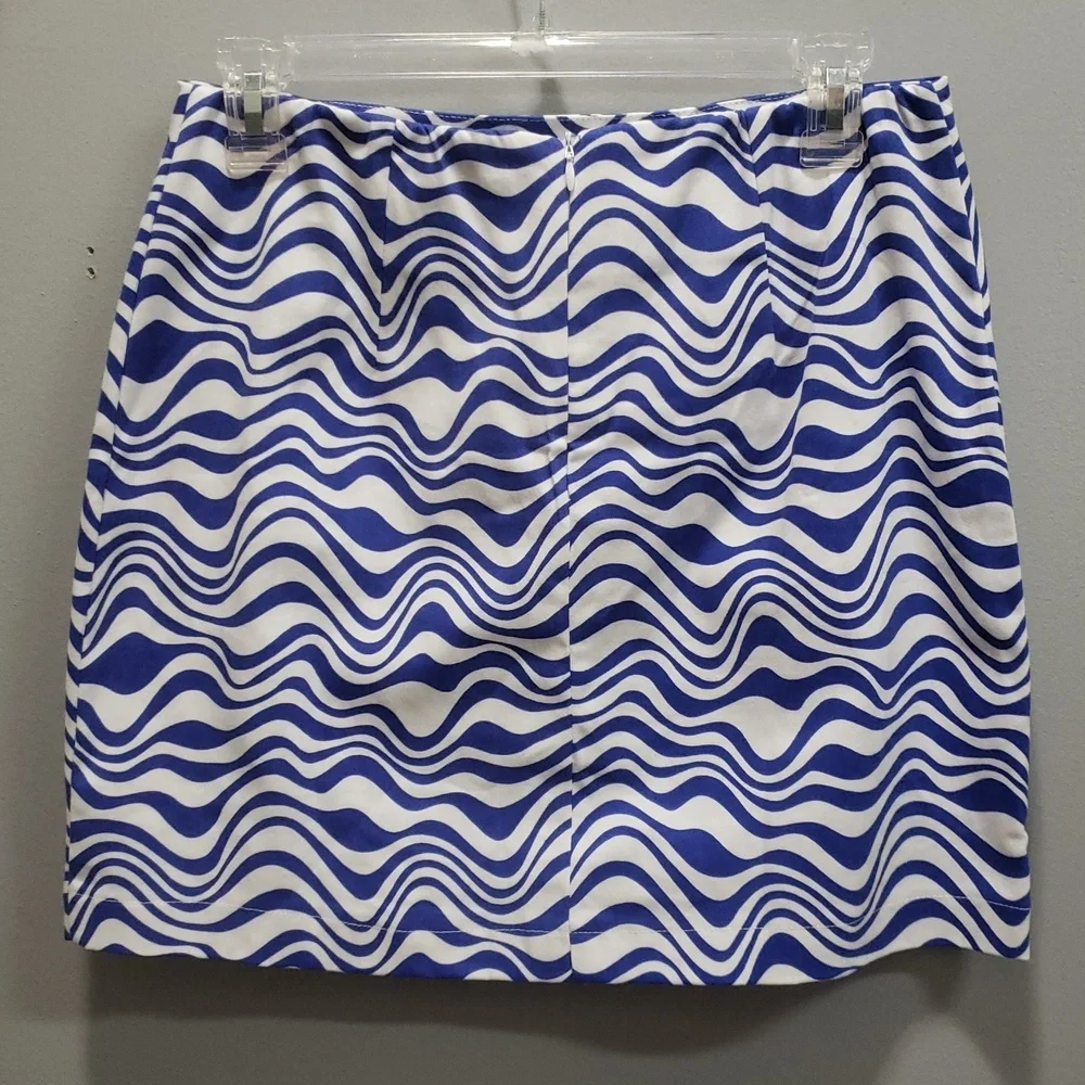 Love On a Hanger Blue and White Wave Pattern Skirt, Juniors 7